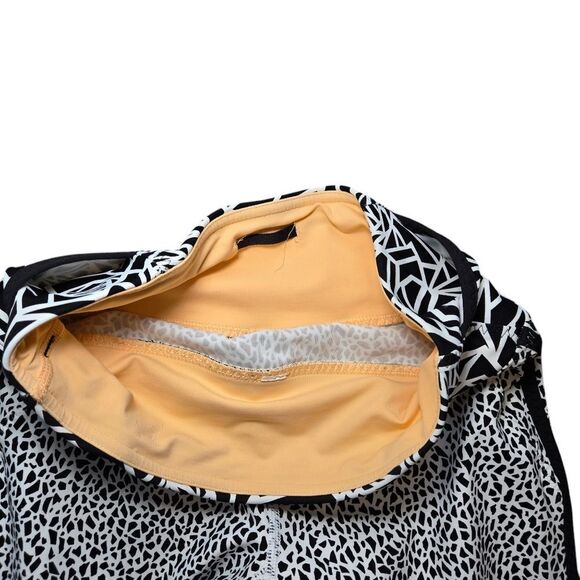 Lululemon Real Quick Tight - Miss Mosaic White / Posey - Picture 8 of 11